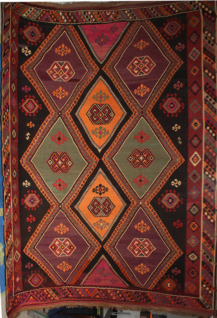 8'7 x 12 Turkey Kars Rug