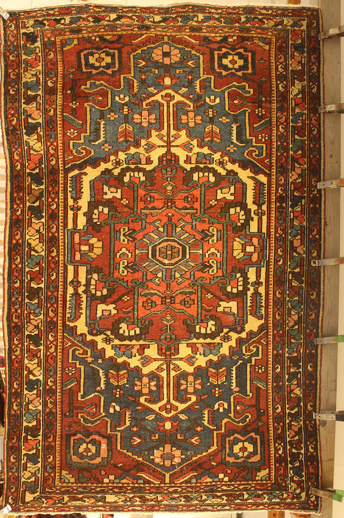 4'4 x 6'8 Persian Bakhtiari-Semi-Antique C.Iran Rug