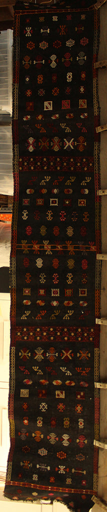 1'18 x 8'9 Turkish Table Runner Rug