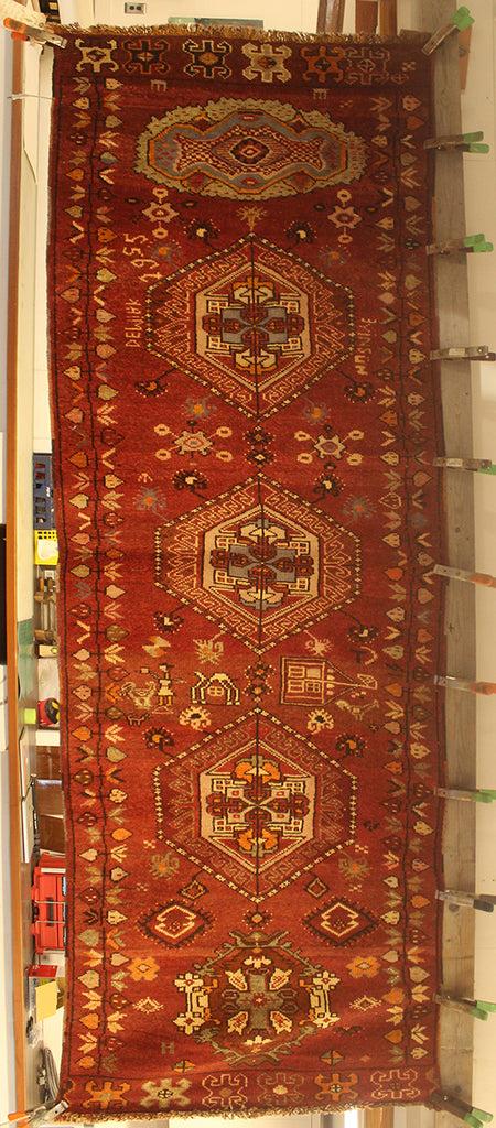 3'1 x 10'3 Turkey Anatolia Kars Rug
