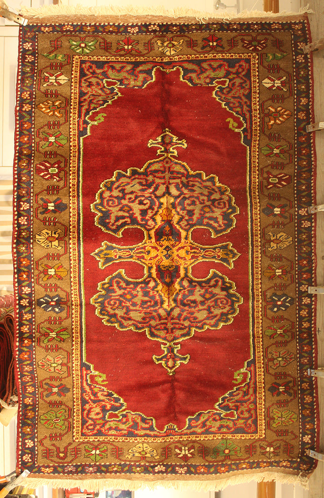 5'9 x 3'8 Turkey Nigde Camardi Rug