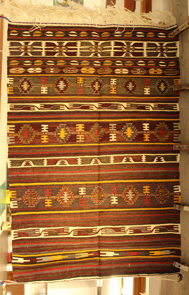 2'9 x 4'4 Turkey Muzumiu Rug
