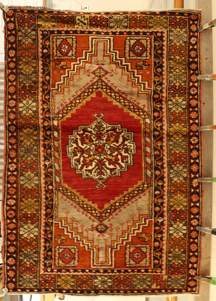 4 x 6 Turkey Taspinar Rug